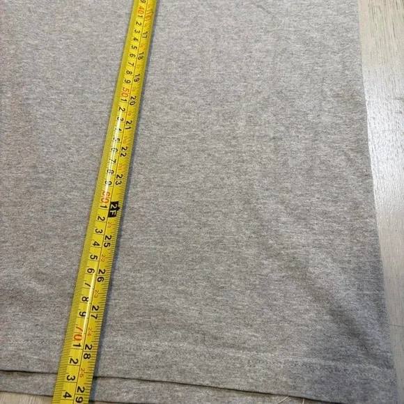 Vintage Santa Cruz grey skateboarding t-shirt - Picture 3 of 5